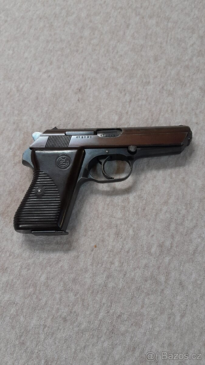 Pistole CZ vzor 50