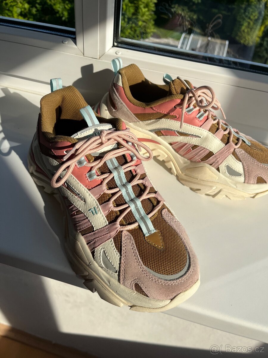 Fila Sneakersy Electrove Cb Wmn