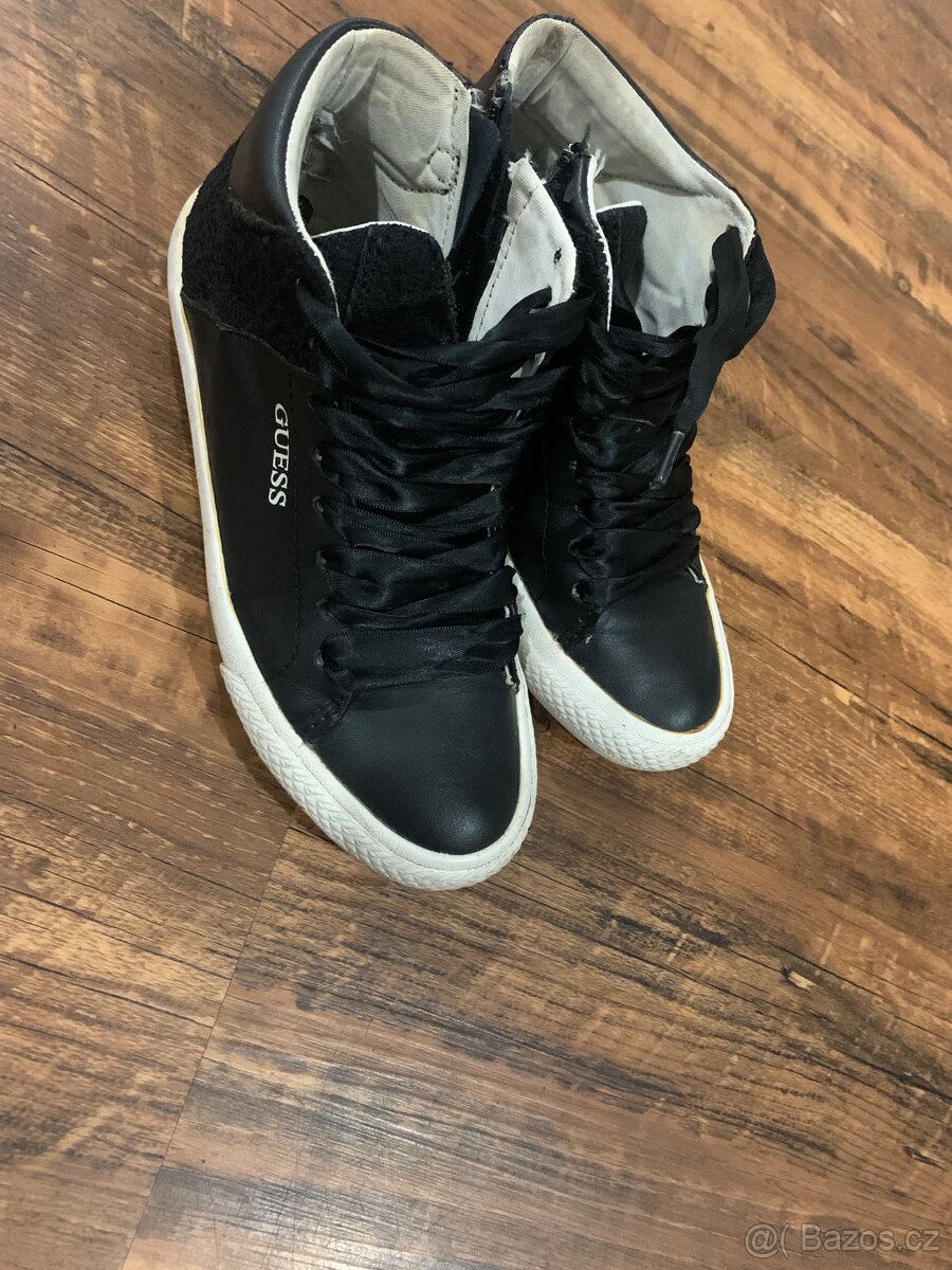Guess tenisky