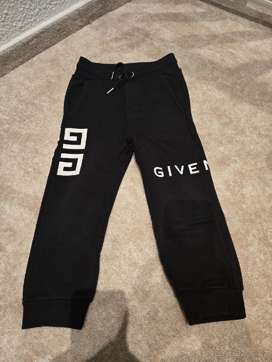 Givenchi 5 let