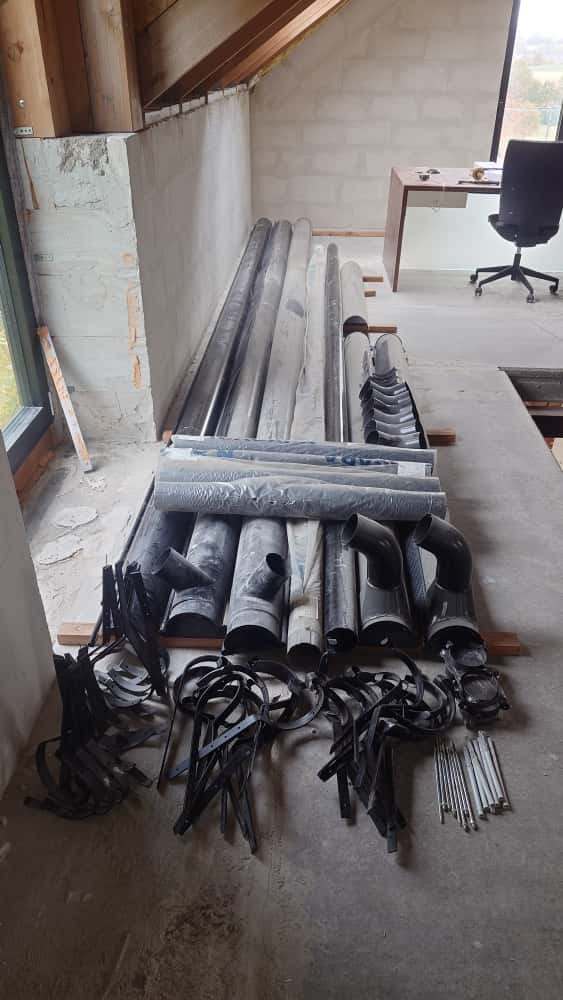 okap STAJAM Niagara 42m, svody, háky, ad. - komplet - nový