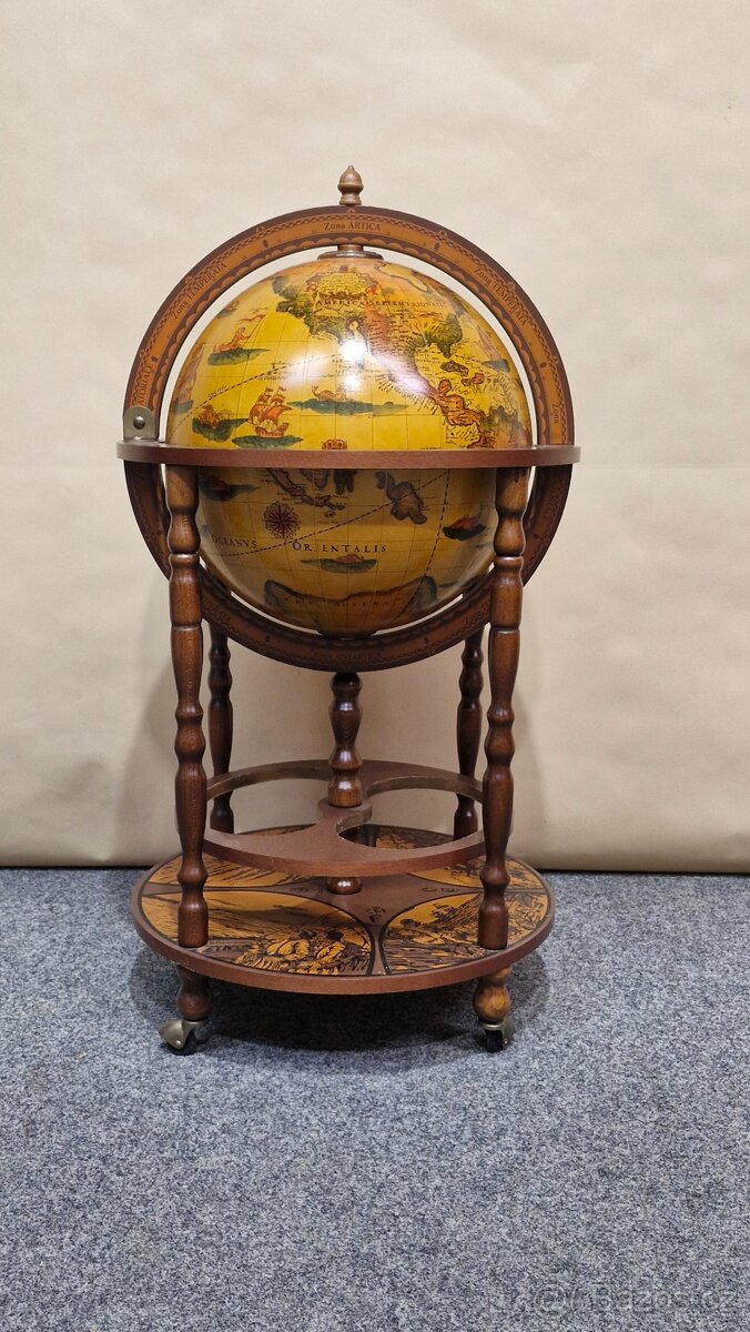 RETRO POJÍZDNÝ STOLEK - GLOBUS