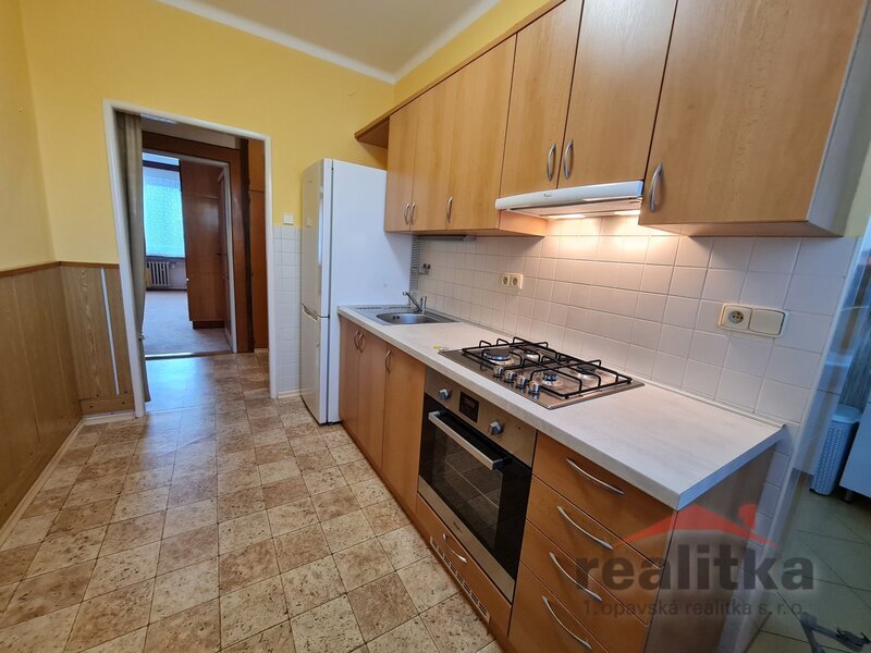 Prodej bytu 3+1 s balkonem, U Fortny, Opava