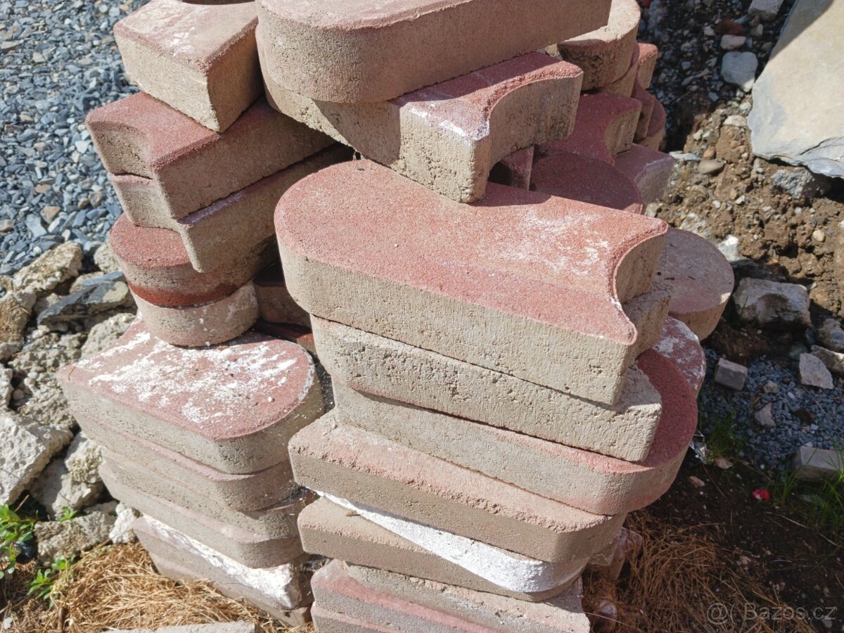 Obrubníková dlažba