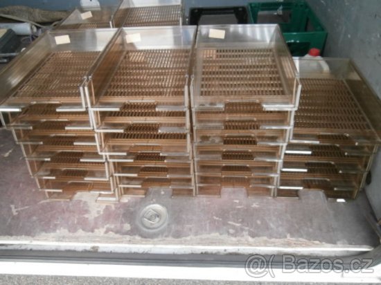 Kancelářský pořadač, zásuvka, box plastový za 10 kč