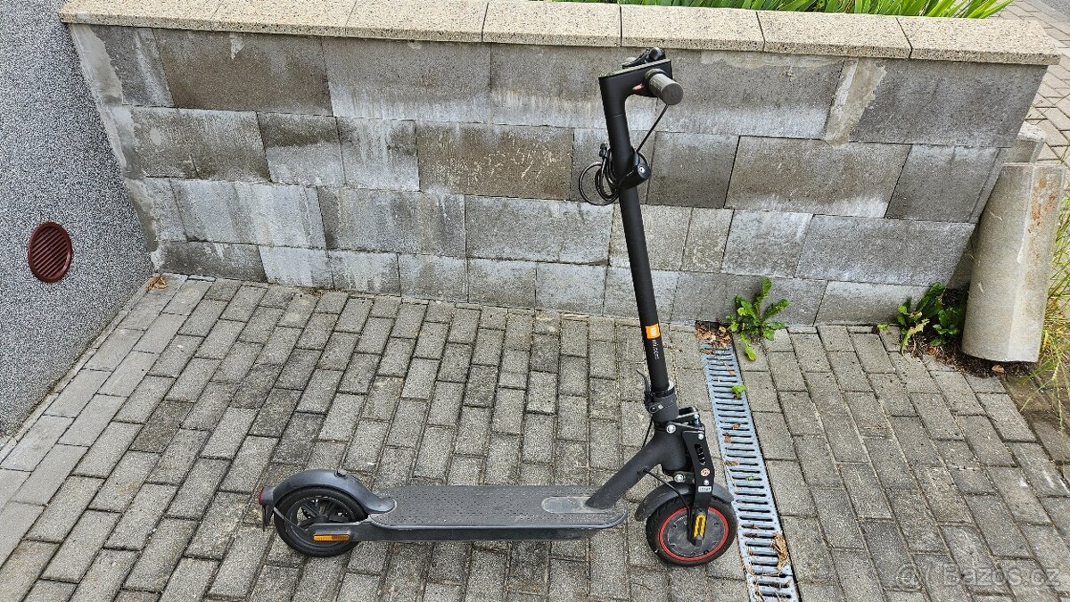 Xiaomi Scooter 2 Pro s přední Monorim vidlicí