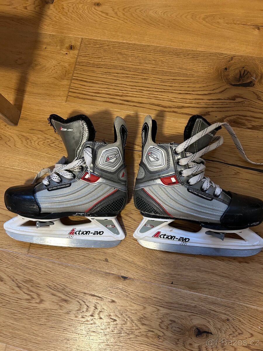 Rostouci brusle 32-35