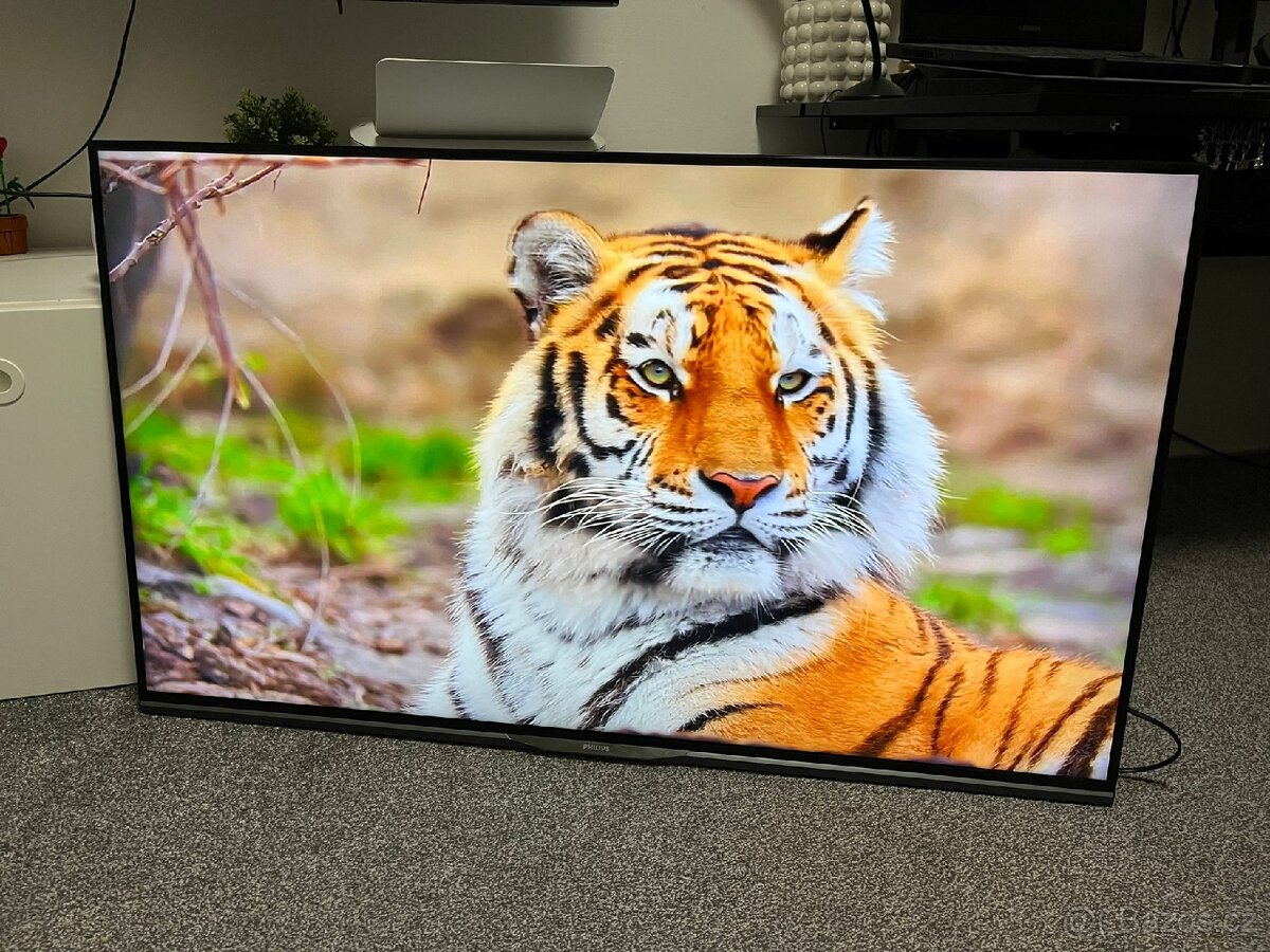 4K Philips TV 127cm