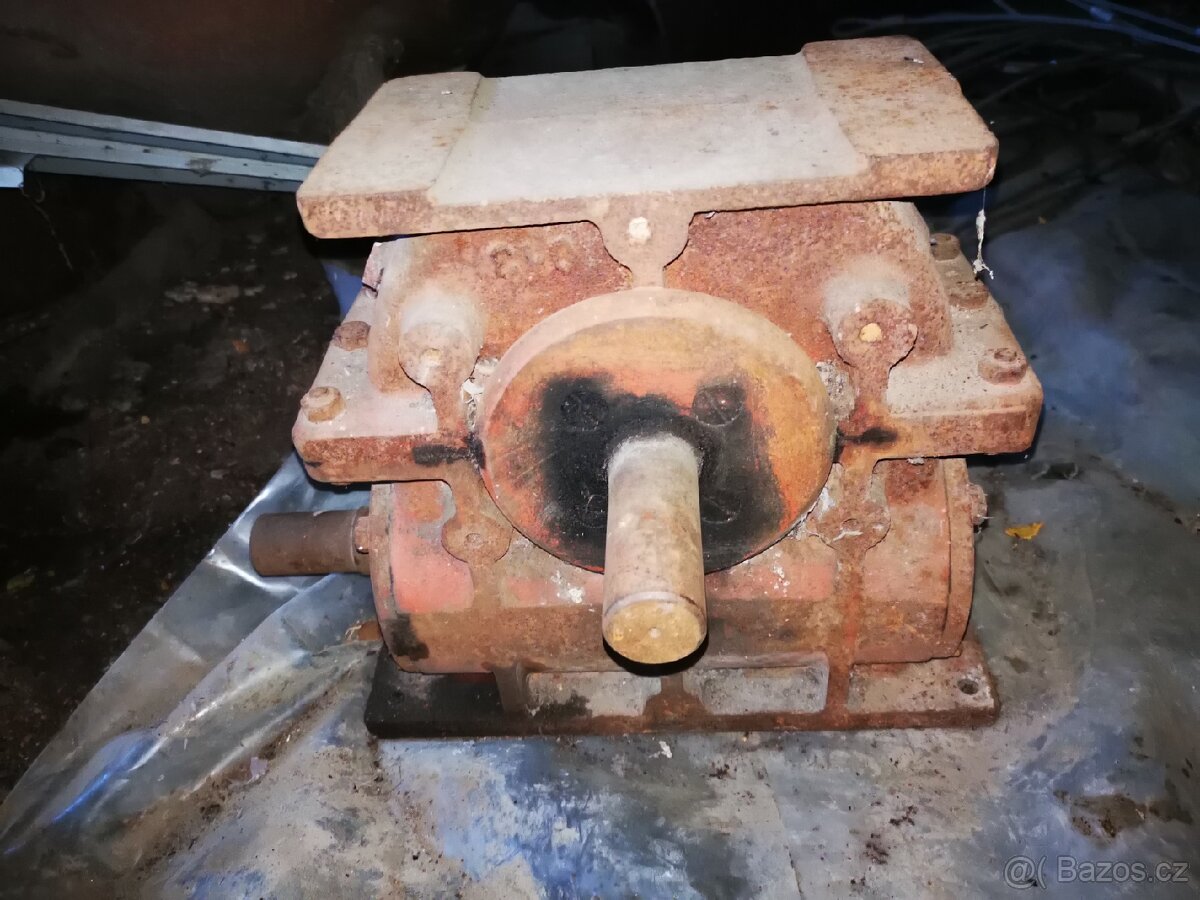 Úhlová převodovka