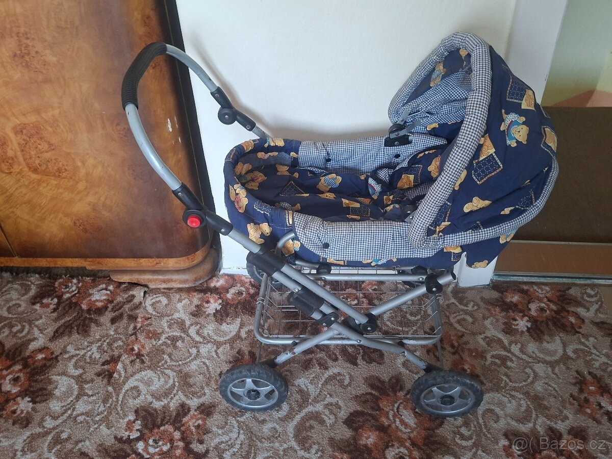 dětský kočárek