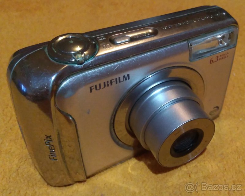 Digitální foťák a kamera Fujifilm FinePix A610 - k opravě