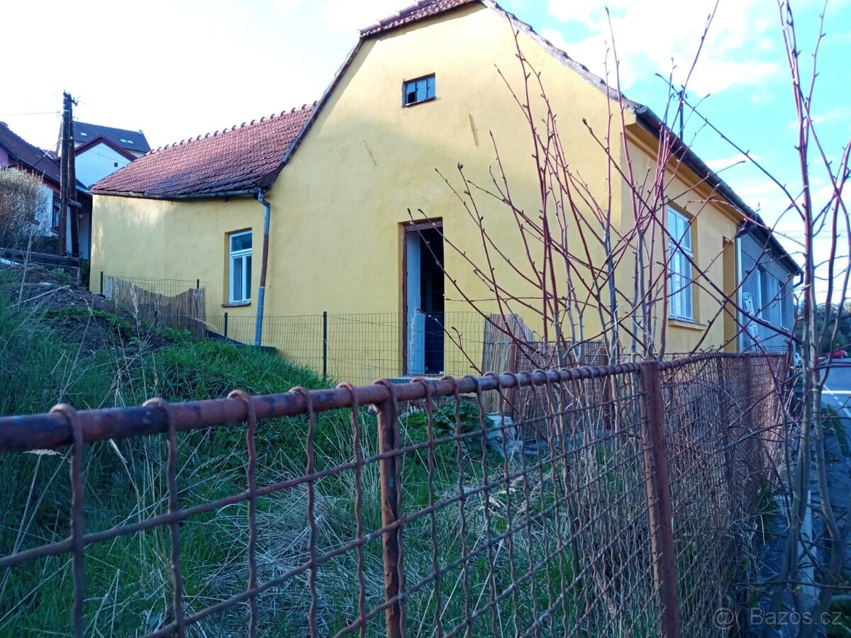 Prodám starší RD na splátky a bez úroků