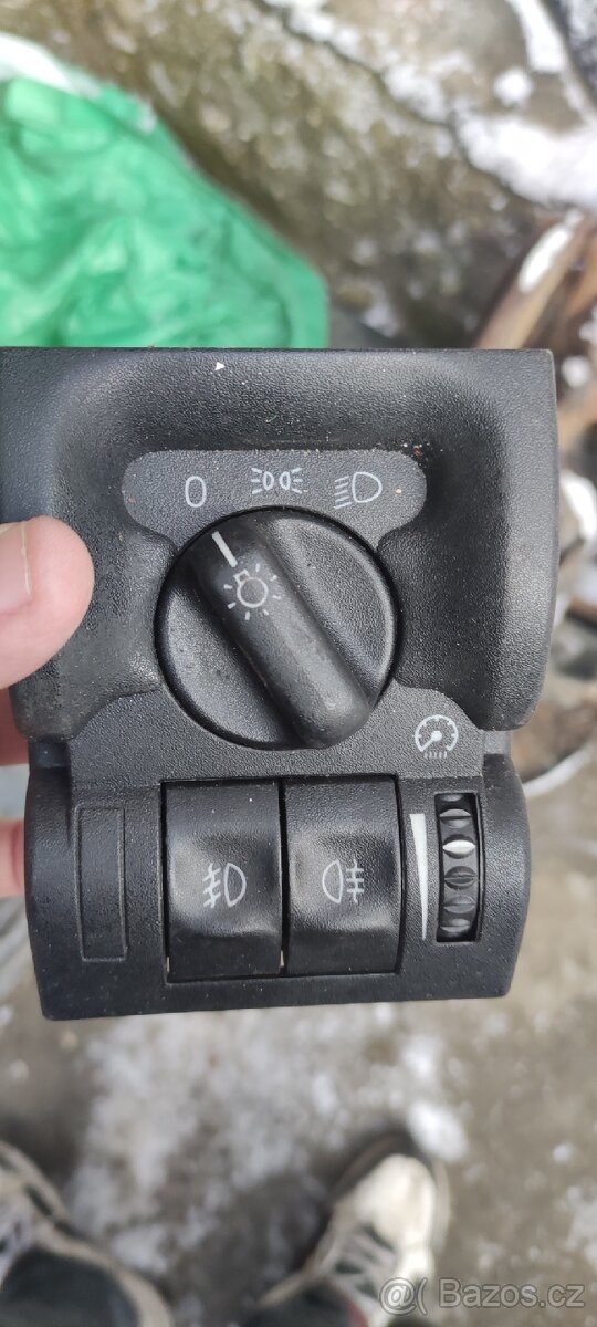 Spínač světel Opel Vectra B