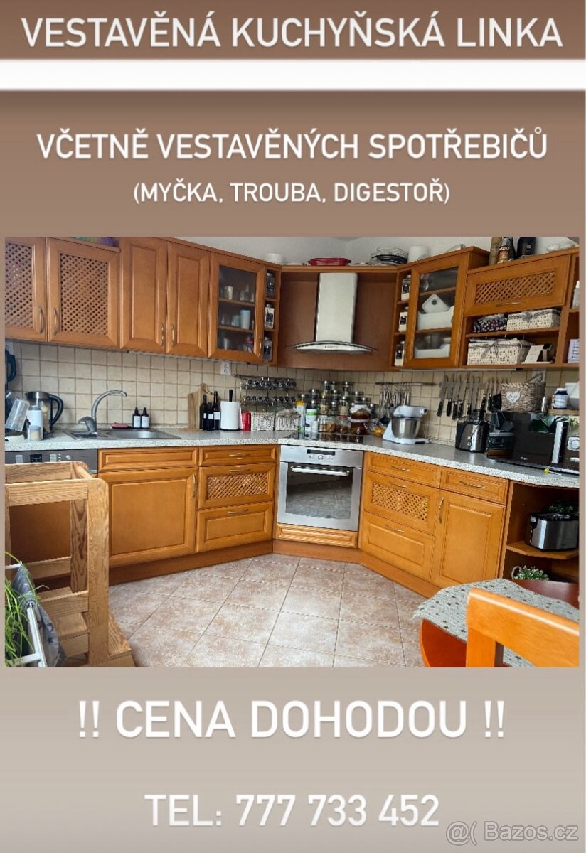 Kuchyňská linka včetně věstavěných spotřebičů