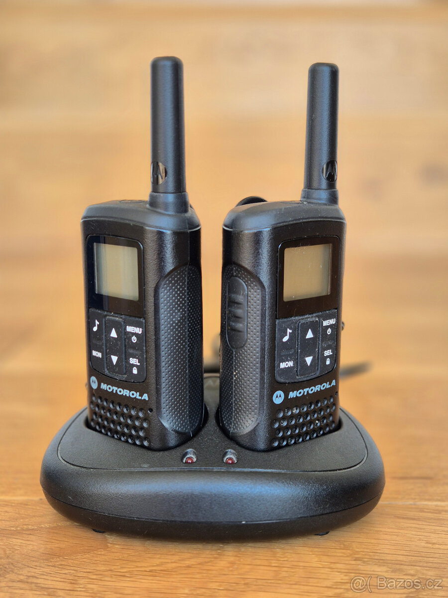 Vysílačky Motorola TLKR T61