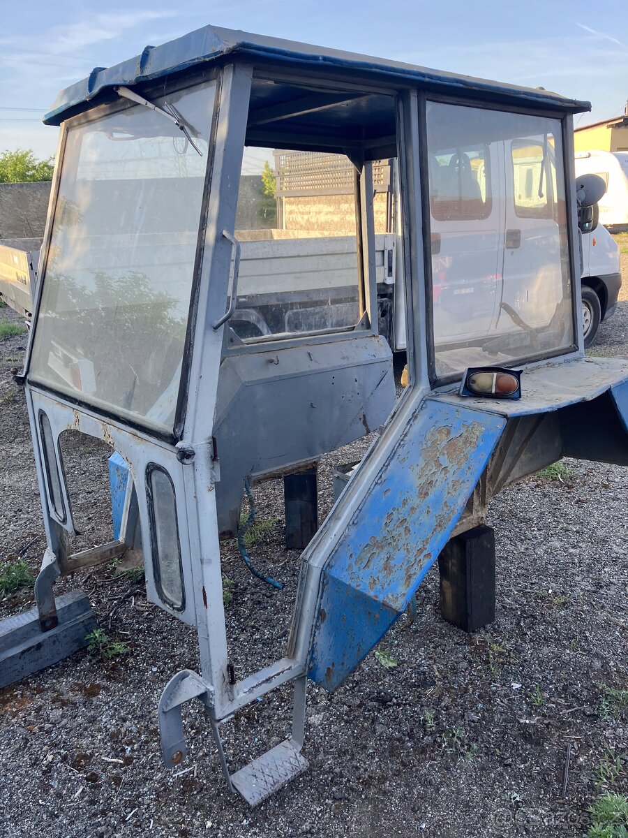 Kabina Zetor