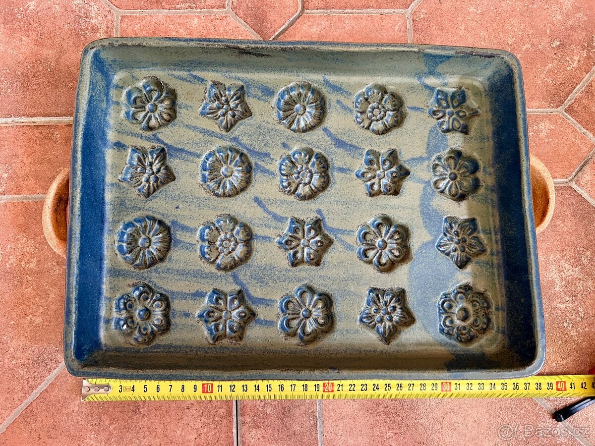 Velká kameninová forma na buchtu handmade