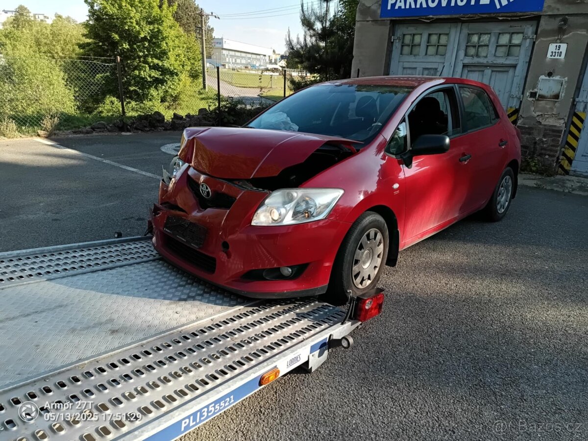 Toyota Auris -- náhradní díly