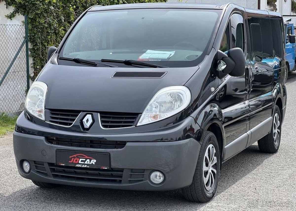 Renault Trafic 2.5DCi 8 MÍST AUTOMAT KLIMA automat 107 kw