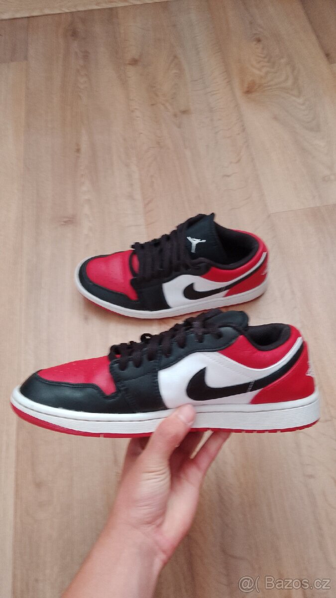 Nike Air Jordan 1 Low Bred Toe