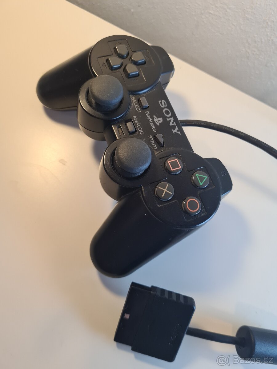 Playstation 2 - original gamepad
