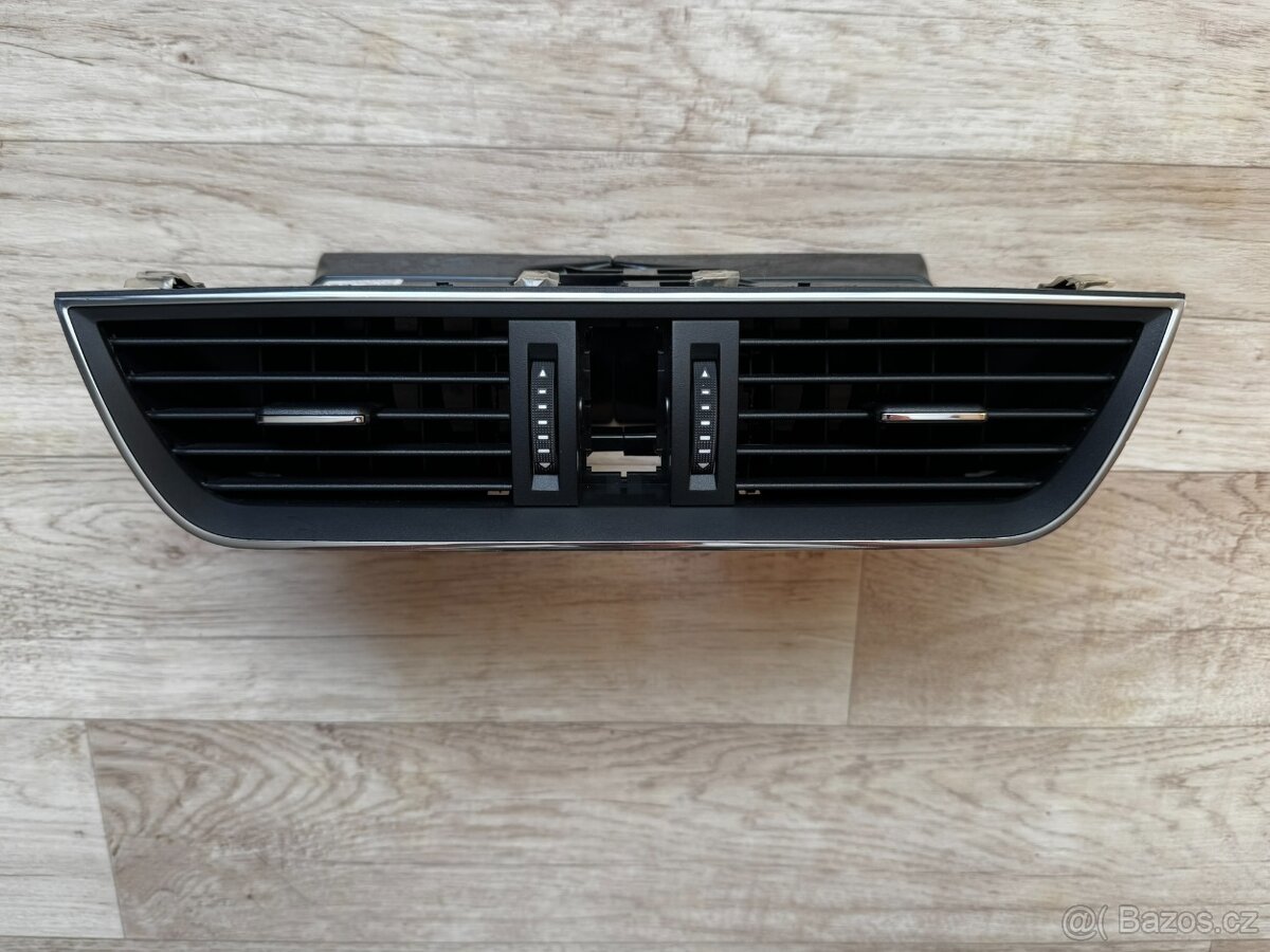 Středový výdech Škoda Rapid FL