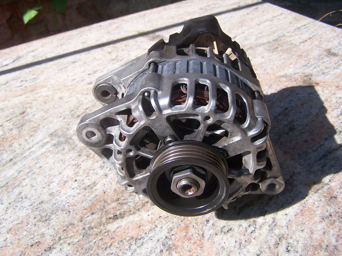 Alternátor Toyota Yaris