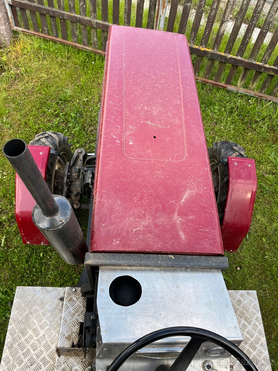 Traktor 4x4