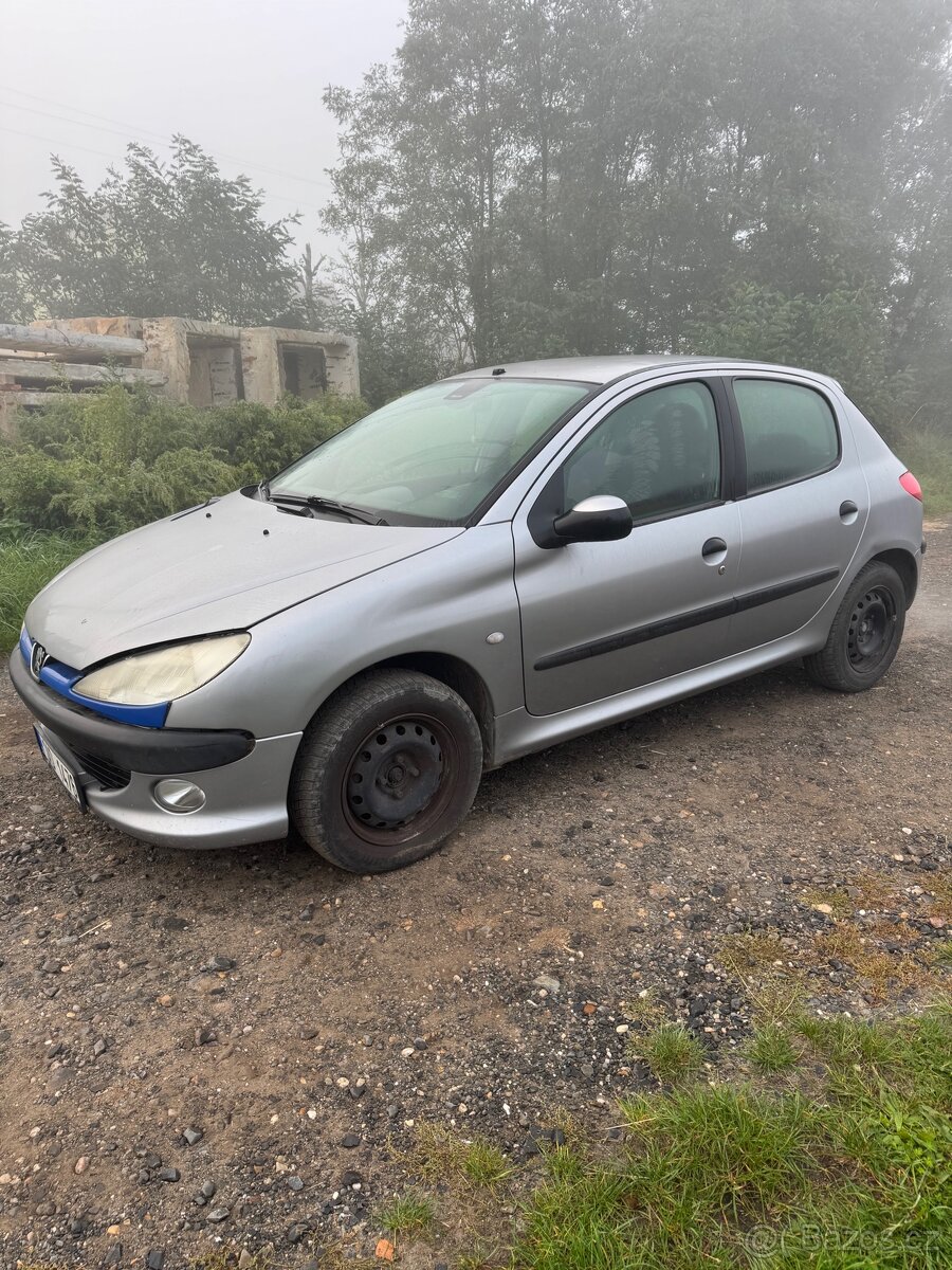 Peugeot 206