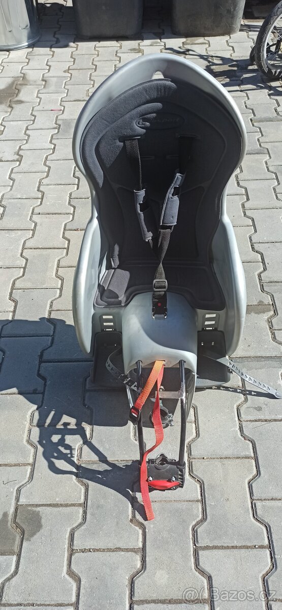 Dětská sedačka na kolo