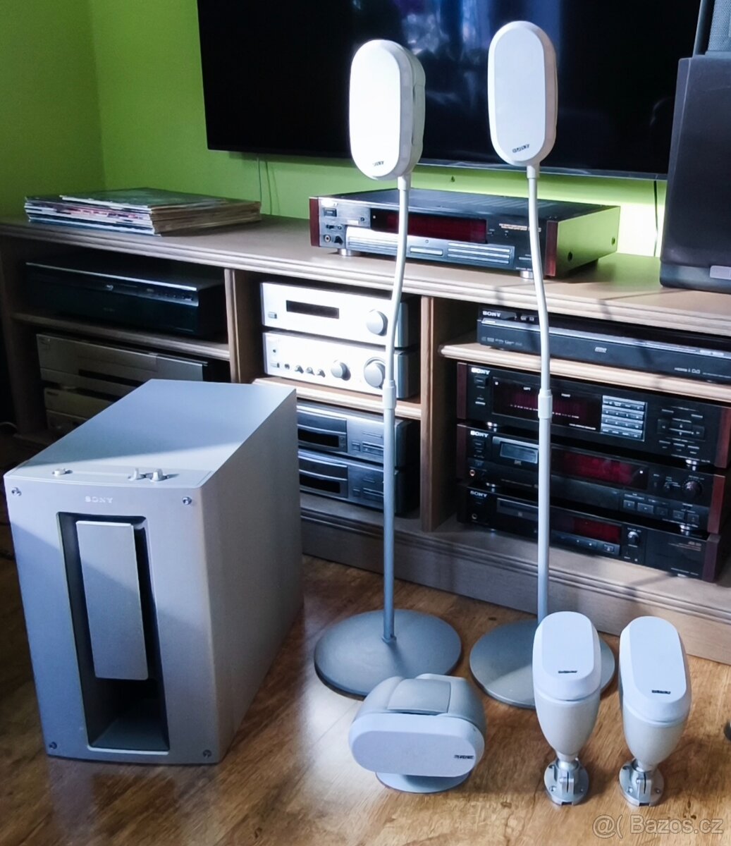 5 ks satelitních repro + subwoofer,Sony pascal , čti popis