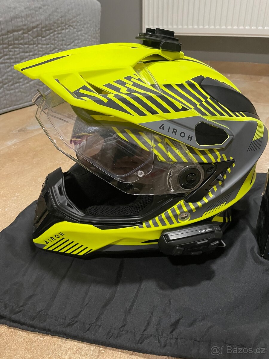 Enduro helma Airoh Commander