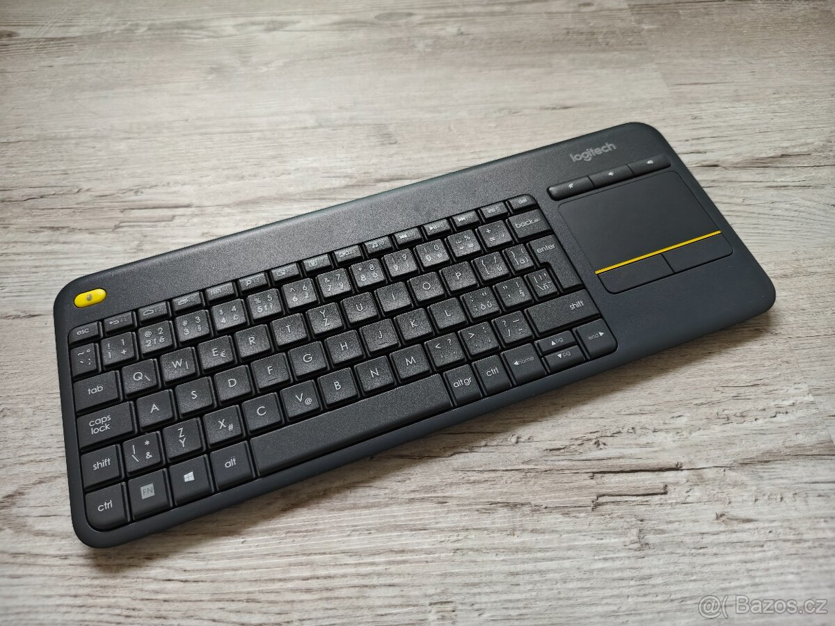 Bezdrátová klávesnice Logitech k400+