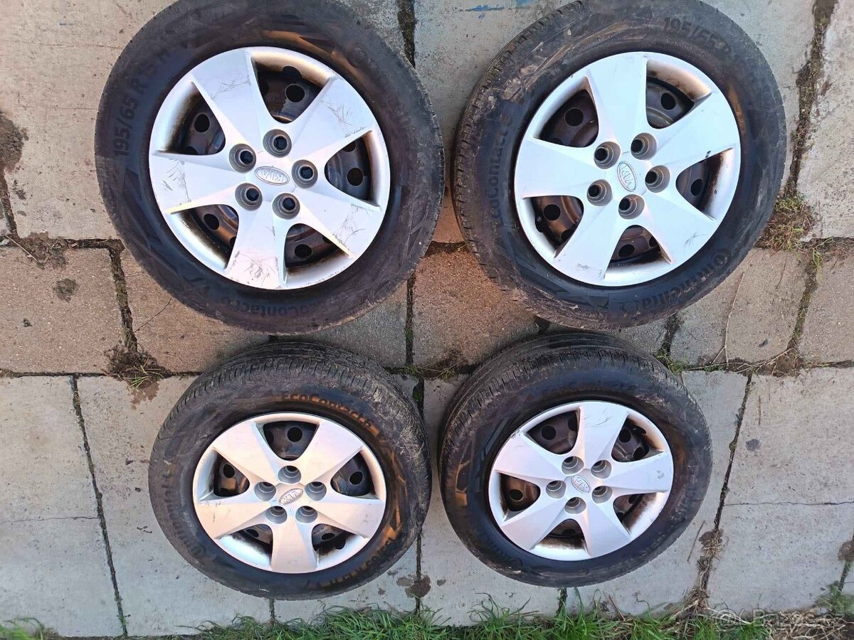 R15 letní sada plech Kia Ceed 4-5 mm