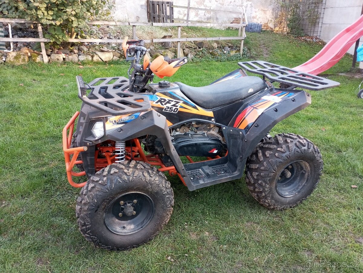 Prodám čtyřkolku Apollo RFZ 250