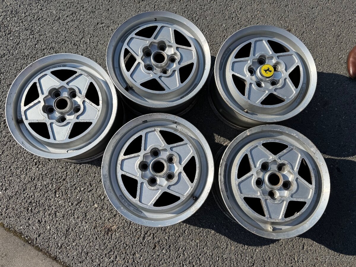 FERRARI MONDIAL 308 originální disky kola Cromodora
