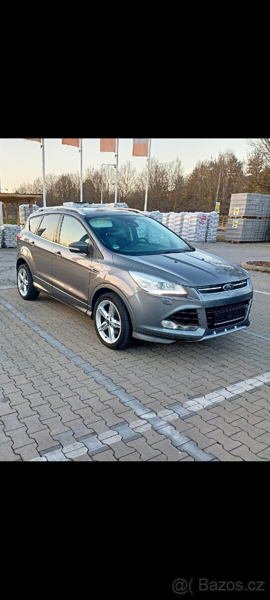 Ford kuga 2.0tdci st-line 4x4 manuál