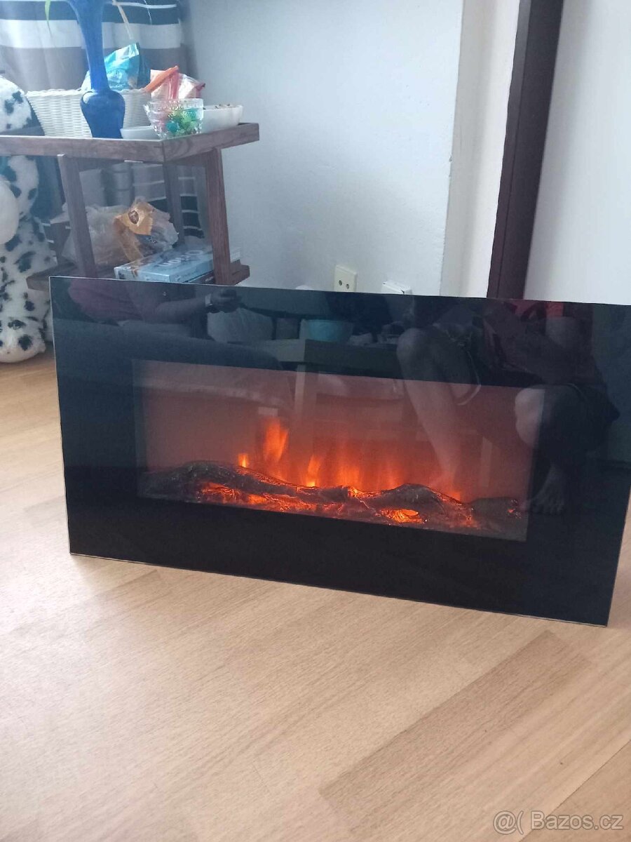 Elektrický krb na dálkové ovládání