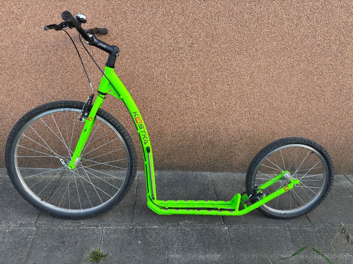 Kostka koloběžka Tour Fun G6 neonově žlutá