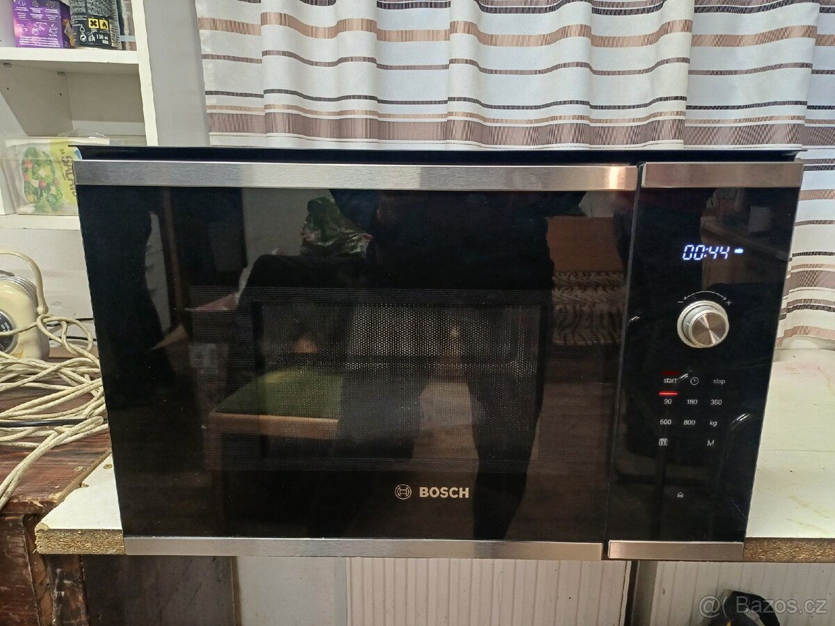 Mikrovlnná vestavěná trouba Bosch