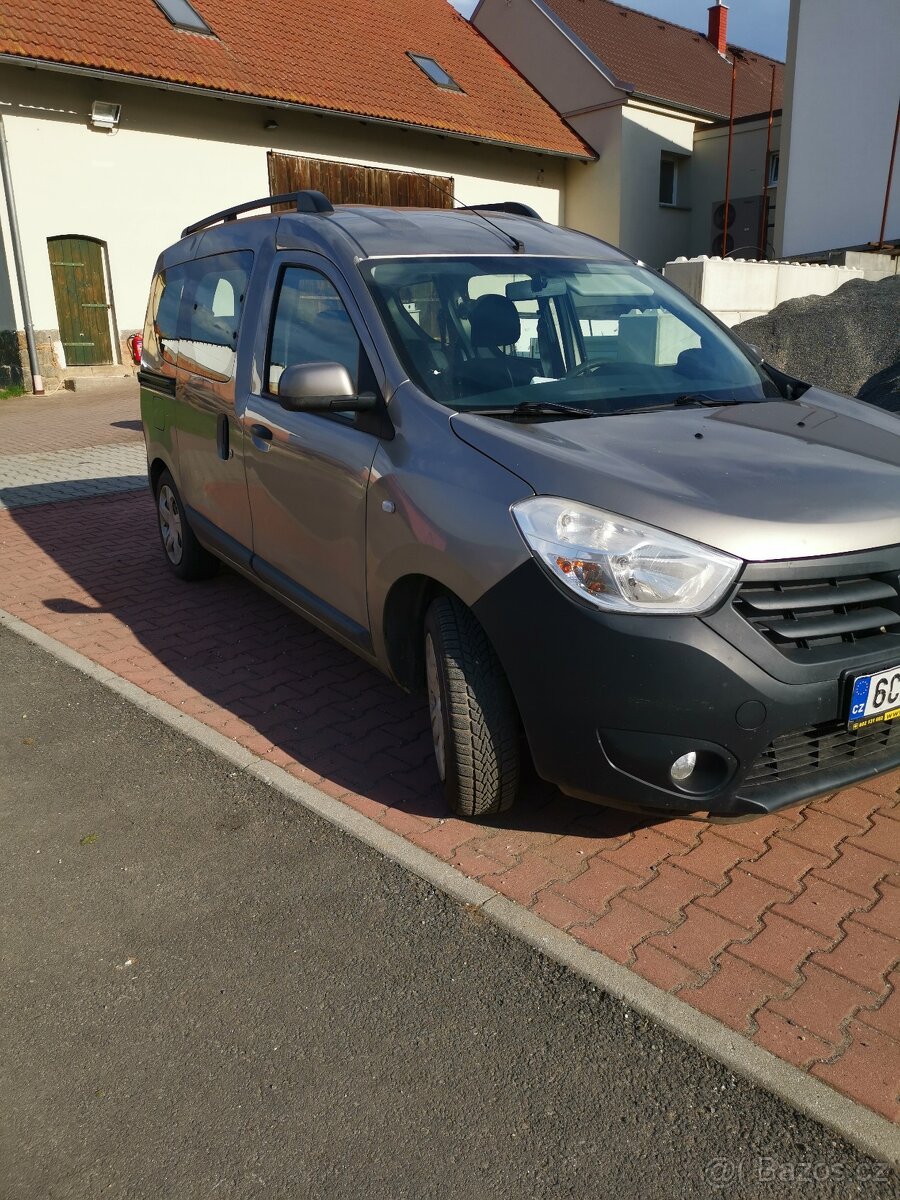 Dacia dokker