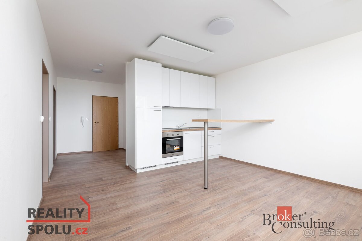 Pronájem, byty/2+kk, 55 m2, Příčná, Bruntál, Bruntál [ID 717