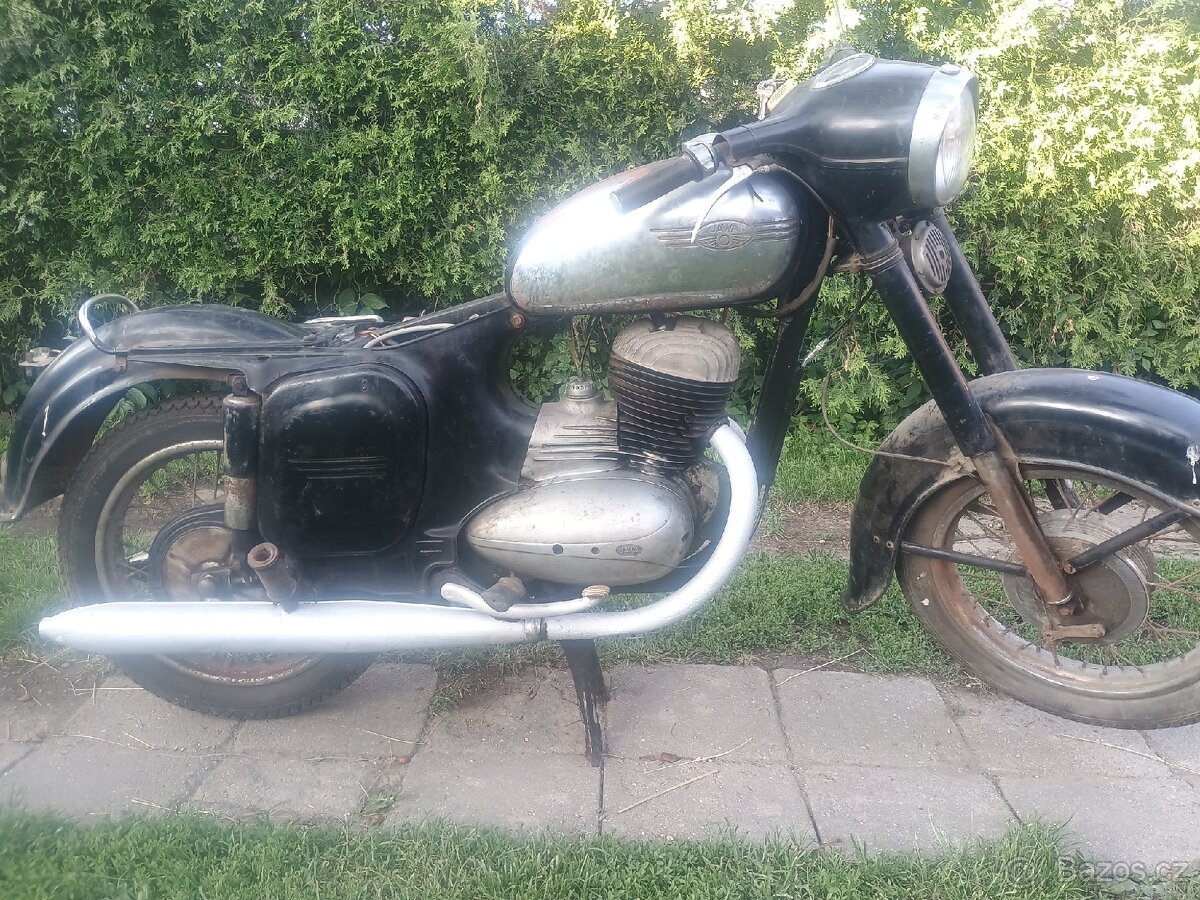Jawa 250/559 panelka