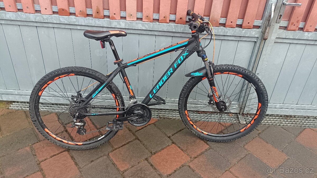 leader Fox sport XC
