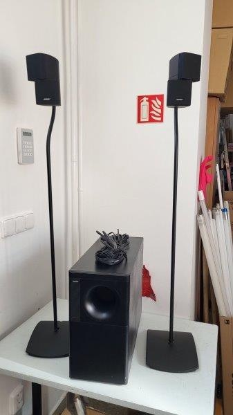Prodám repro set BOSE Acousticmass 5 III+stojany BOSE