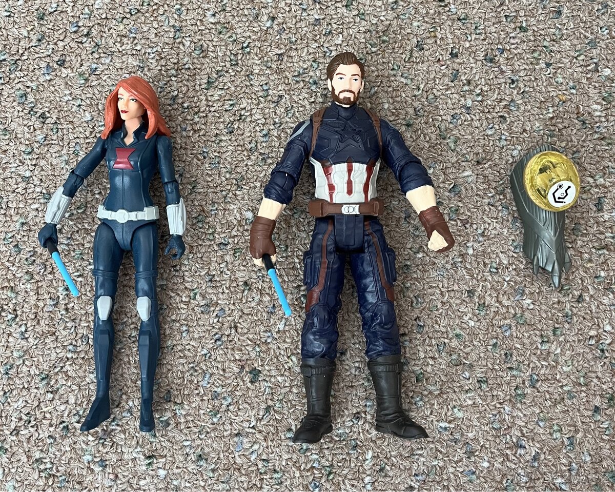 Captain America a Black Widow
