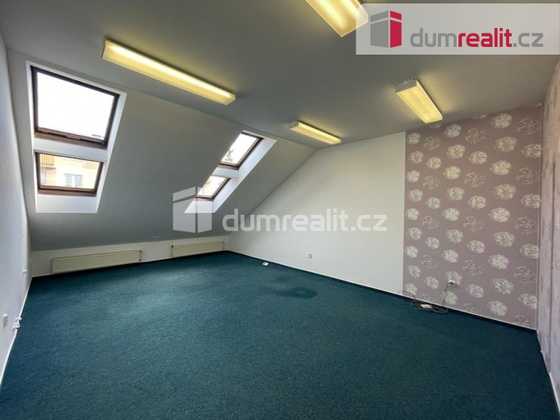 Pronájem, kancelářské prostory, 52m2, Opava, ul. Krnovská