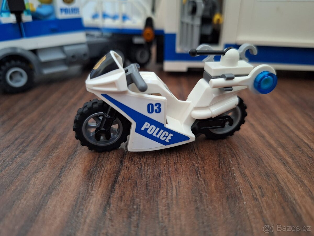 Mobilní velitelské centrum, LEGO CITY 60139