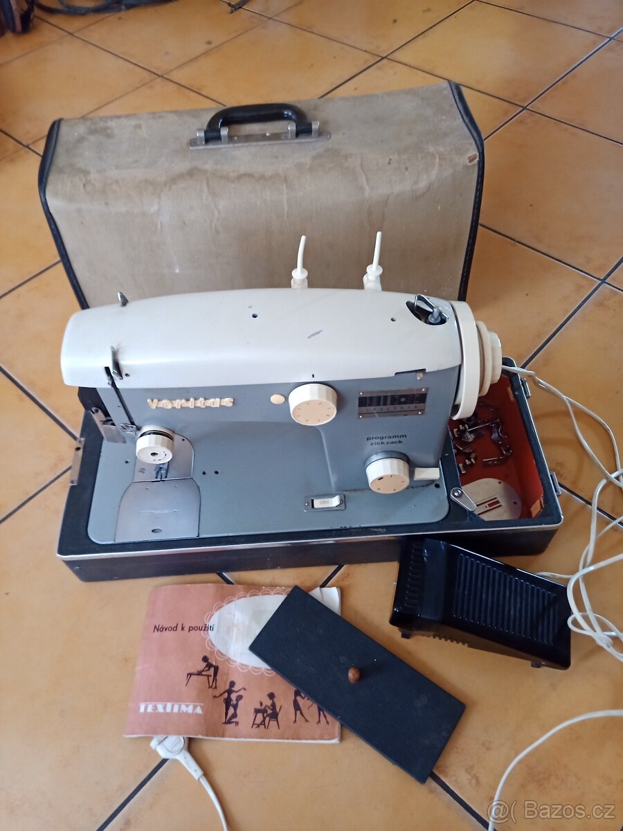 Prodám šicí stroj Veritas víz foto