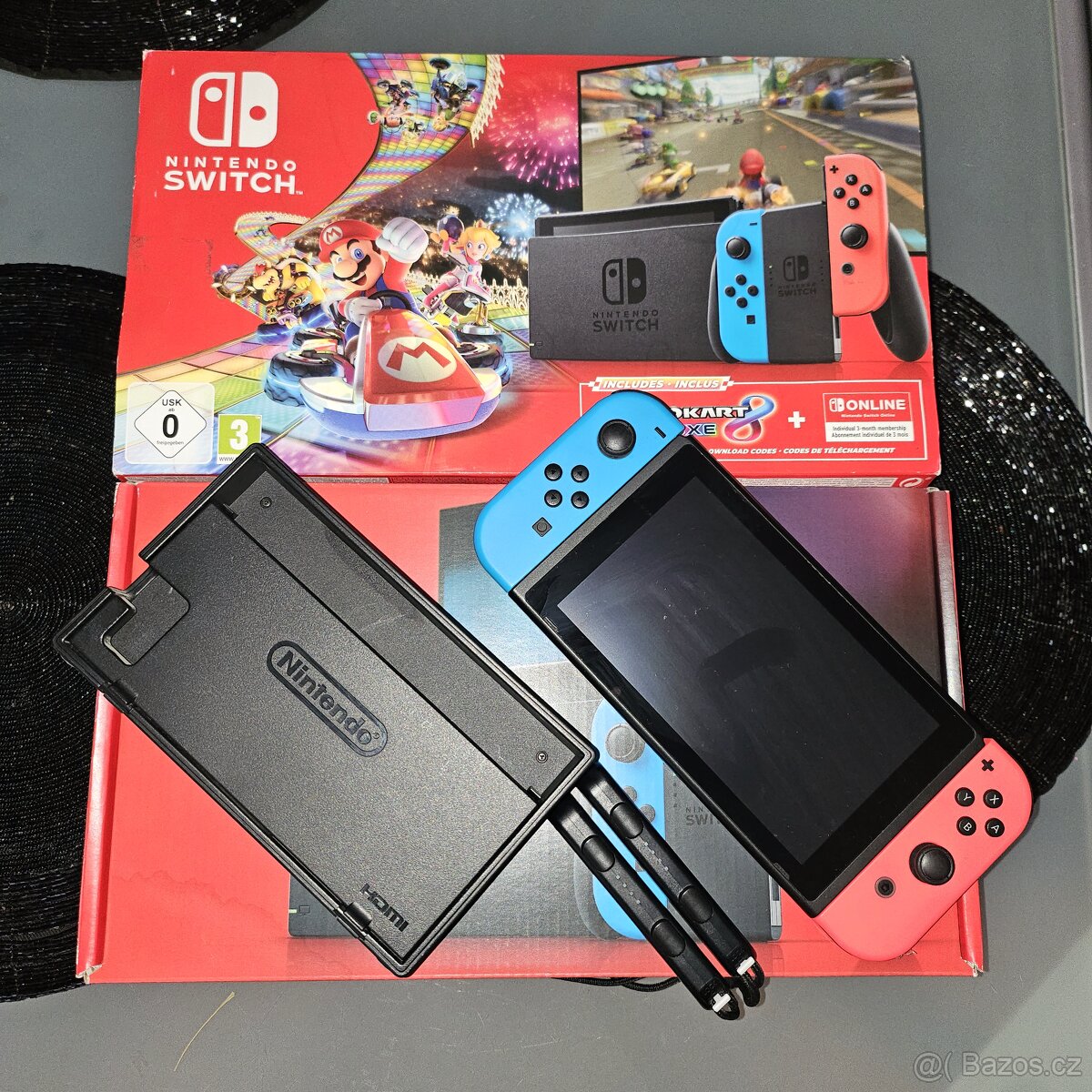 Nintendo Switch 32GB Console Mario Kart 8 Deluxe Bundle